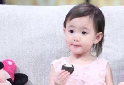 小孩爆料爸爸妈妈视频大全,小孩视角下的爸爸妈妈视频集锦  第2张